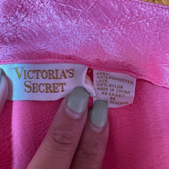 Vintage Victoria's Secret Pink Satin Chemise with Embroidered Hem - Picture 4 of 4